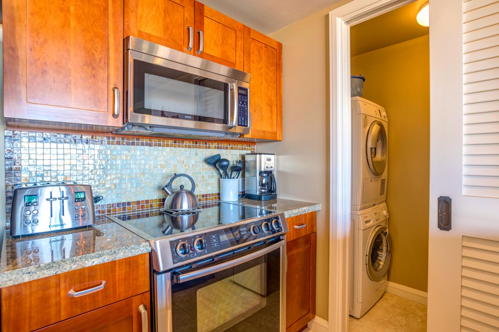Stainless steel appliances throughout