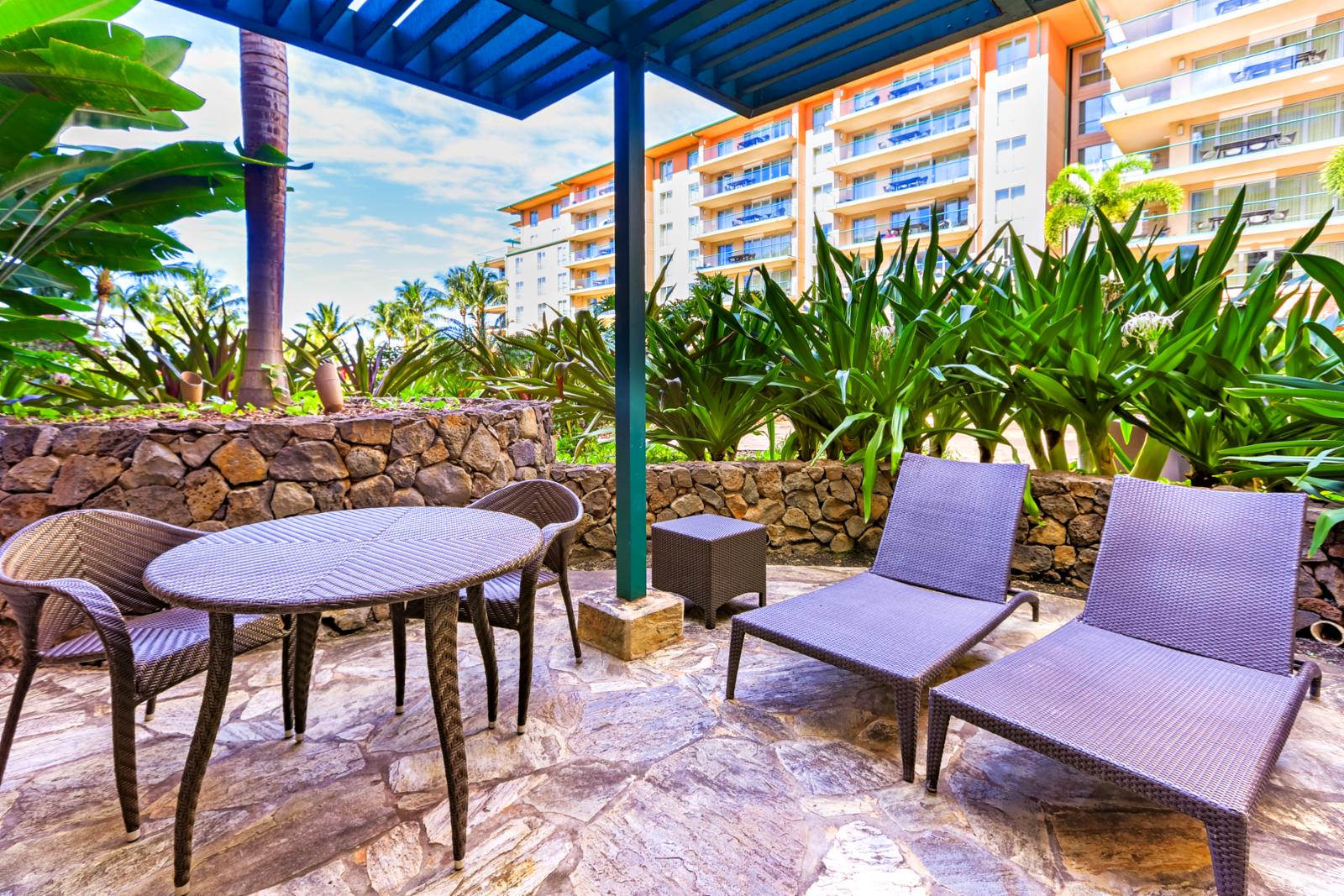 Your own private lanai with garden retreat!