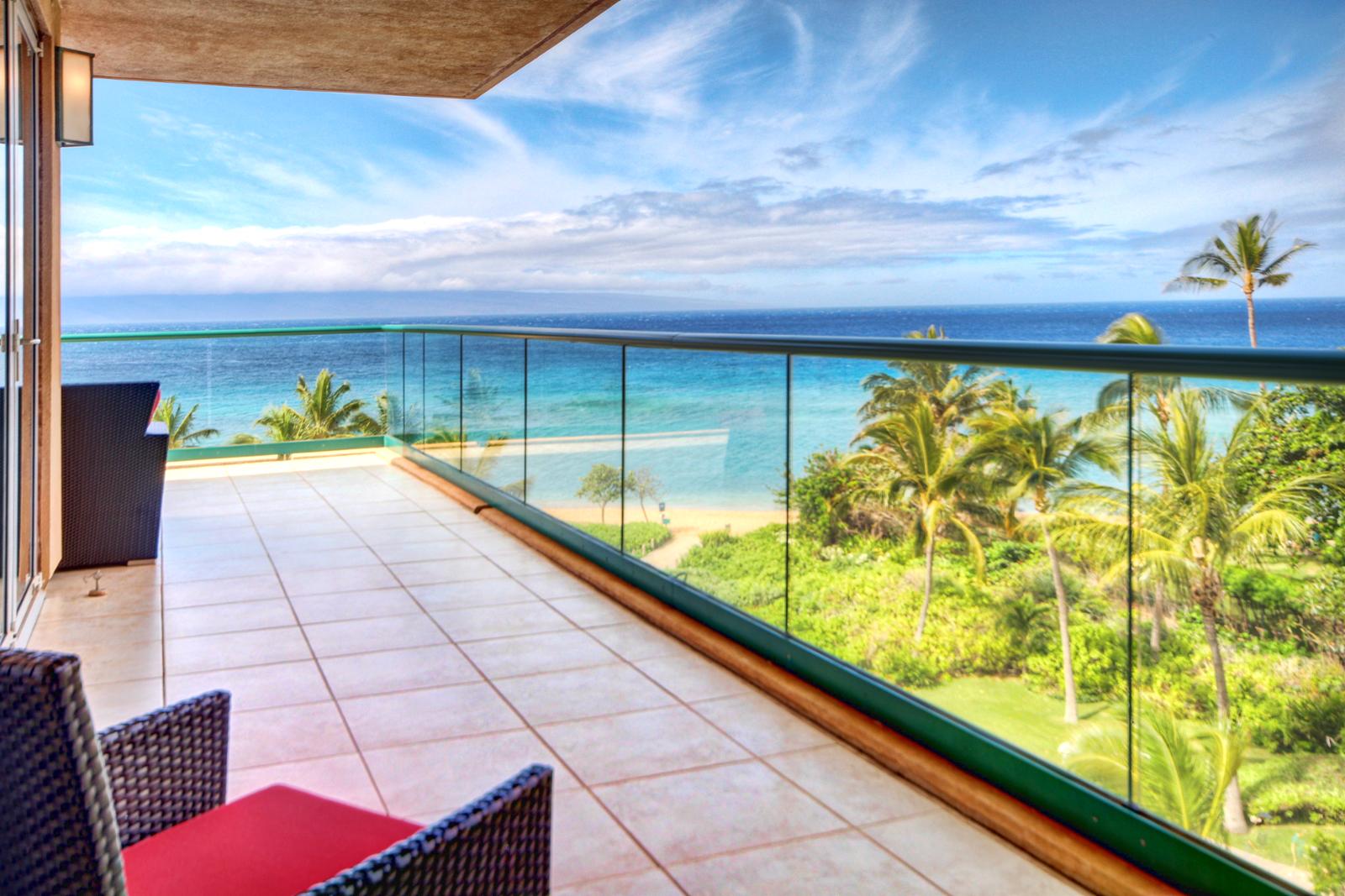 View off the master bedroom lanai. Wow!!