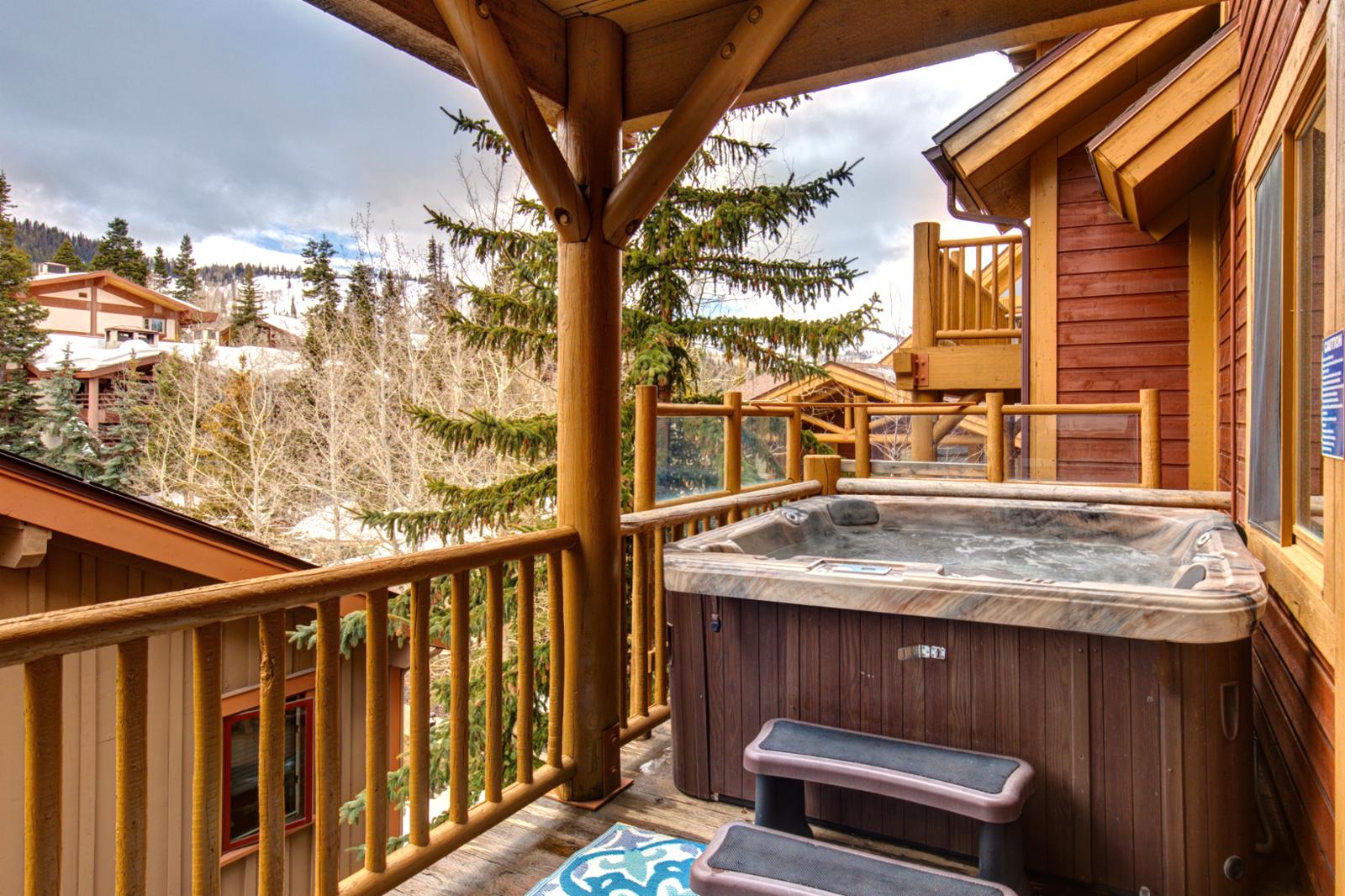 Side A Private Hot Tub