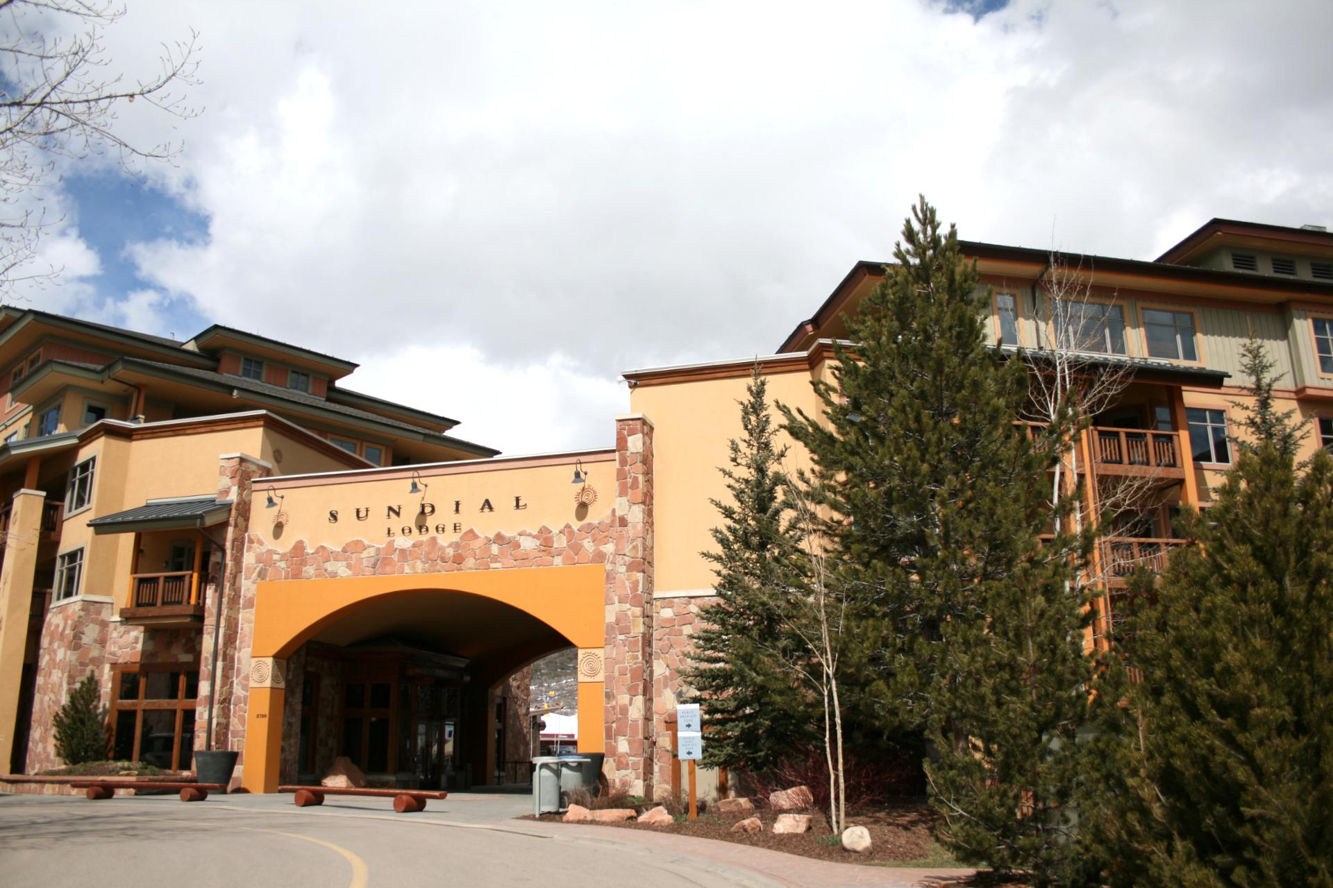 Sundial Lodge - Canyons Village