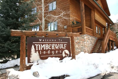 Timberwolf Lodges