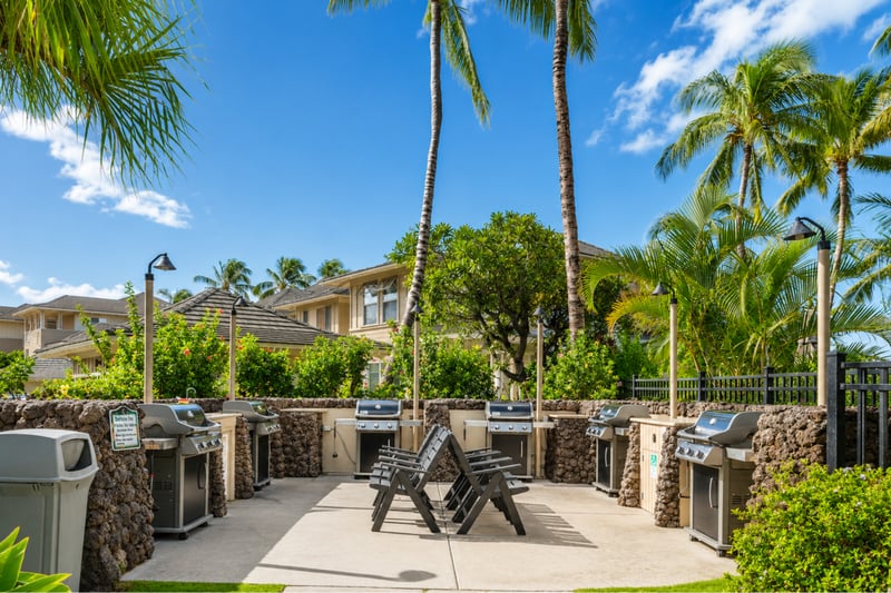 Fire up the grill! Take advantage of the pristine community BBQ area for an outdoor island-style cookout.