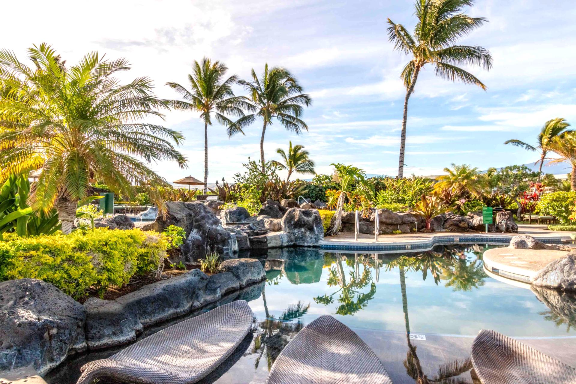 The pool at Hali‘i Kai is more than a place to cool off—it’s a destination of its own. Relax under the shade or soak in the sun with ocean breezes all around.