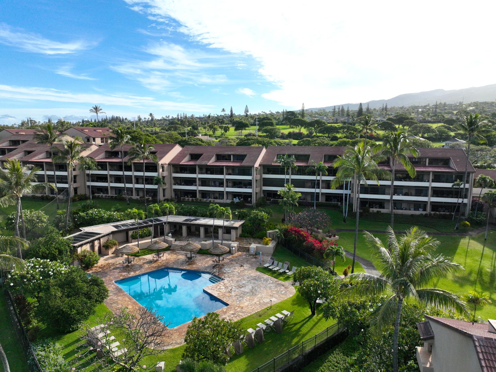 Sipping a tropical drink by the pool at Kaanapali Royal feels like pure bliss. This is island living at its finest.