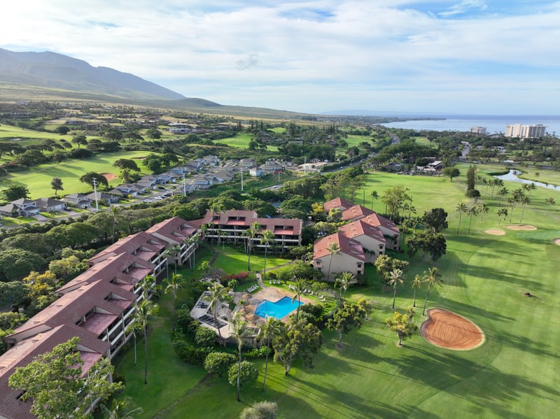 The combination of luxury amenities and stunning natural scenery makes Kaanapali Royal truly special. It’s a place to indulge your senses and relax completely.