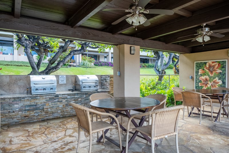 Enjoy a perfect outdoor meal at Kaanapali Royal’s shaded barbecue area. Surrounded by lush greenery and cool breezes, it’s the ideal spot to gather, grill, and savor island flavors with friends and family.