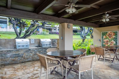 Enjoy a perfect outdoor meal at Kaanapali Royal’s shaded barbecue area. Surrounded by lush greenery and cool breezes, it’s the ideal spot to gather, grill, and savor island flavors with friends and family.