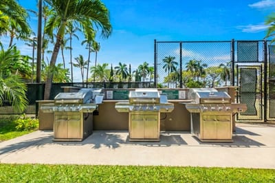 Bring your family for a backyard BBQ, game of tennis, and some aloha resort fun.