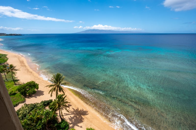 Enjoy incredible, panoramic oceanfront views every day!