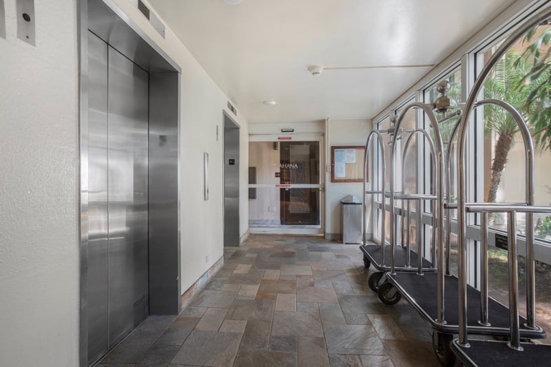 Elevators offer easy access to and from your rooms.  Luggage carts make transporting your treasures easier than ever!