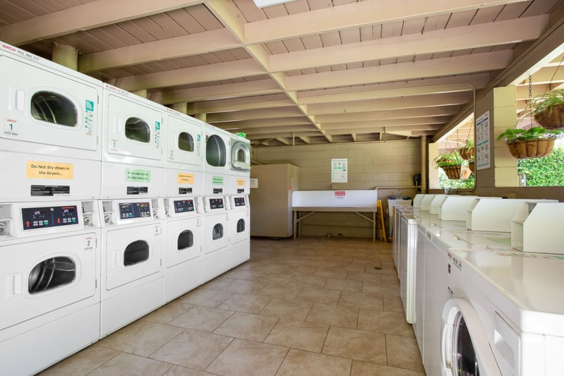 Maui Sands offers a clean and convenient laundry facility, making it easy to refresh your wardrobe during your stay. Thoughtfully designed with plenty of machines and natural light, it combines practicality with comfort for a hassle-free experience.