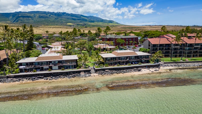 Maui Sands’ spacious and well-maintained grounds invite you to explore and enjoy the beauty of Hawaii. Every path leads to new views and tranquil spots.