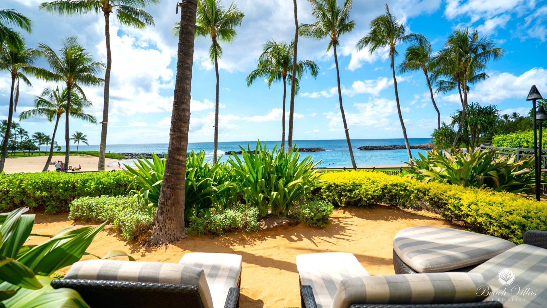Feel the cool ocean breeze and watch the palm trees sway as you take in the stunning beachfront panorama. Ko Olina’s beach view offers peace like nowhere else.