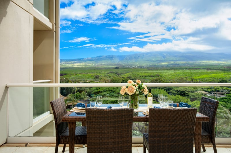 Gaze across green valleys and feel completely at home