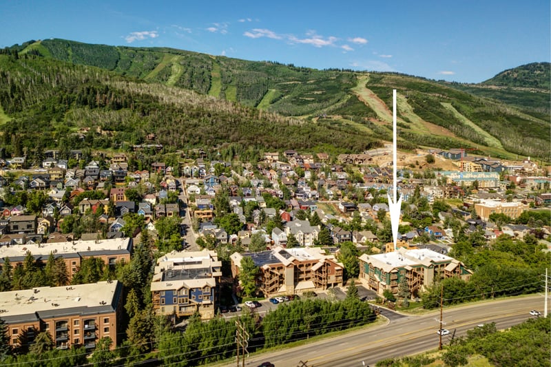 Take in peaceful views of Park City’s iconic mountain backdrop from your private balcony or hot tub.
