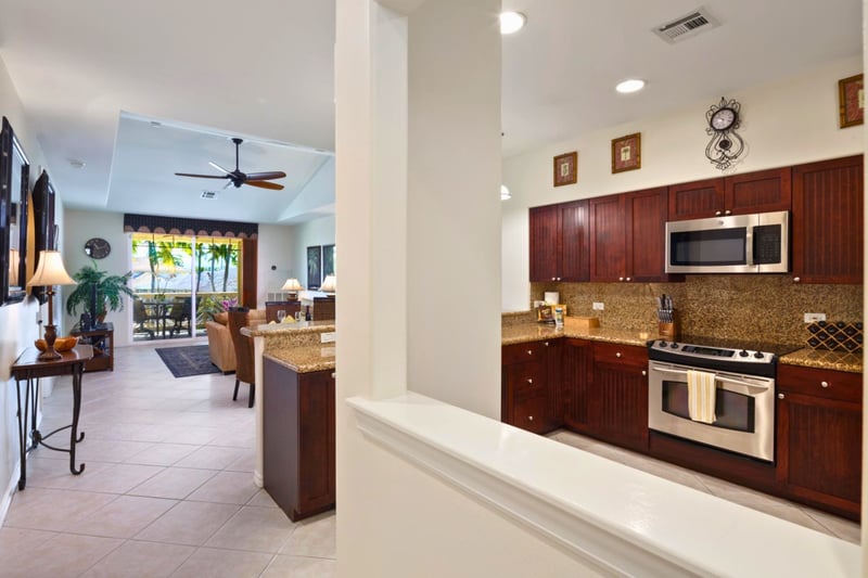 Full kitchen with modern appliances and ample cabinetry for easy in-unit meals.