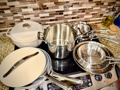 The villa features a fully equipped kitchen for all your cooking needs FVW-L21
