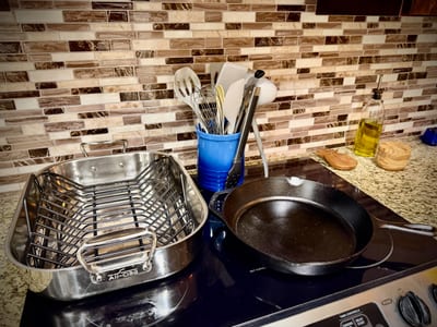 Quality cookware and kitchen essentials are provided to make meal preparation easy and enjoyable FVW-L21