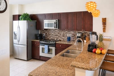 Quality cookware, a Vitamix blender and four coffee options make the kitchen especially well equipped for longer stays
FVW-L21