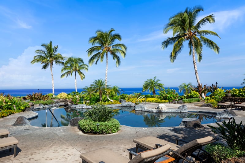 Unwind in the oceanside pool while watching waves break beautifully against the rocky shoreline.