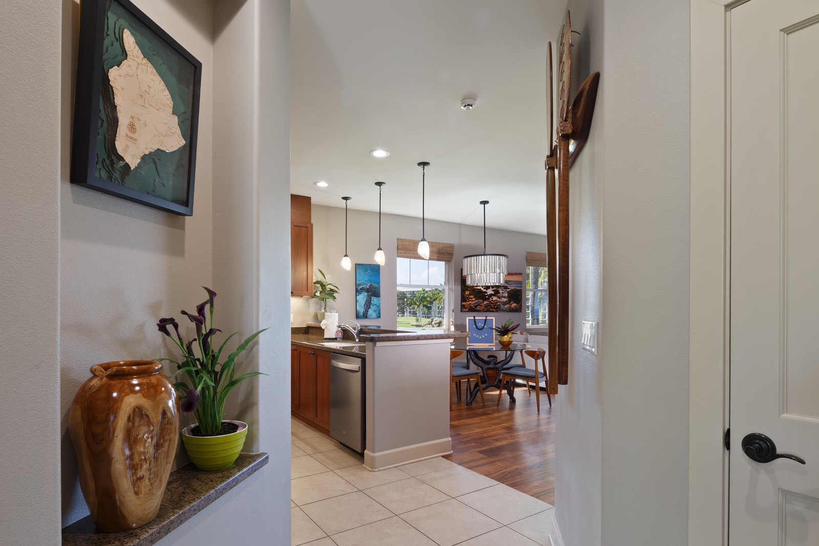 The hallway features island decor 