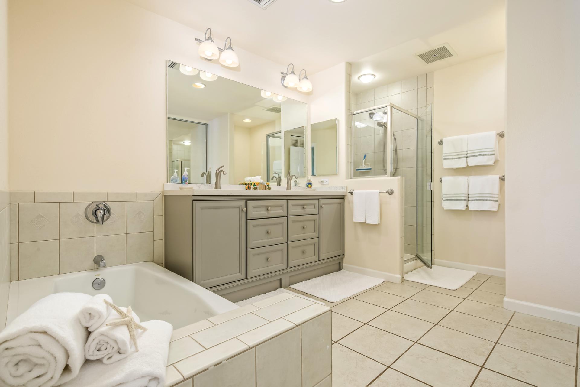 Clean, calm, and ready for your morning glow-up WCV-2004