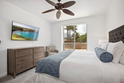 Wake up to island breezes and natural light HKH-236