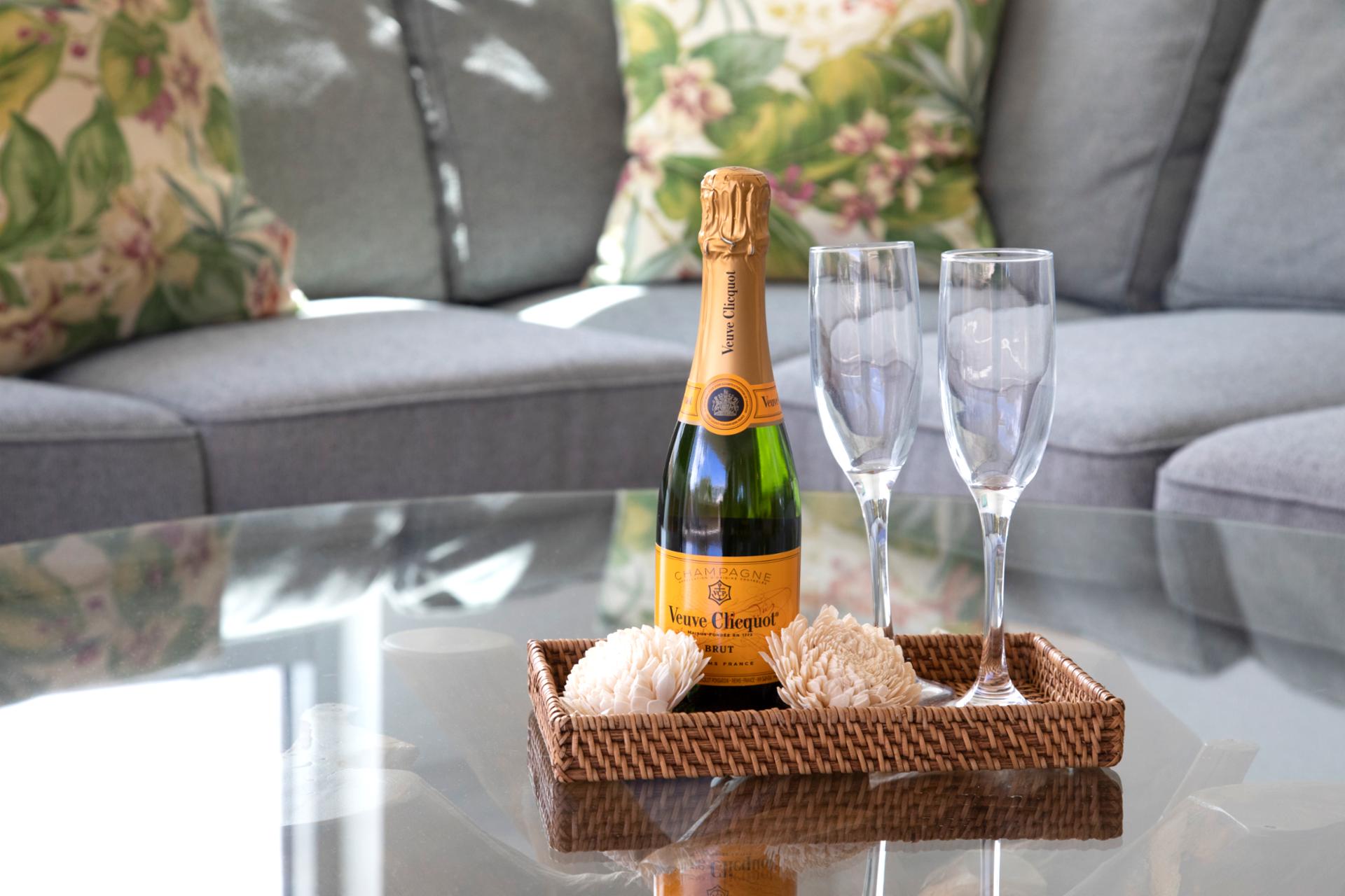 Champagne, comfort, and island vibes, perfect setting for celebration moments