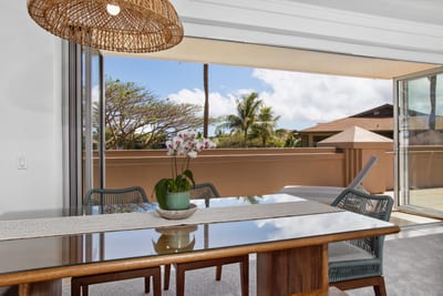 Island breeze, orchid bloom, and sunlit dining, peaceful paradise retreat HKH-236