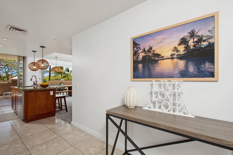 Welcome home: island sunset views, open kitchen, and aloha spirit