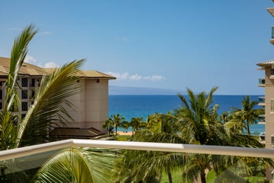 Enjoy ocean views from your own spacious private lanai in paradise HKH-520