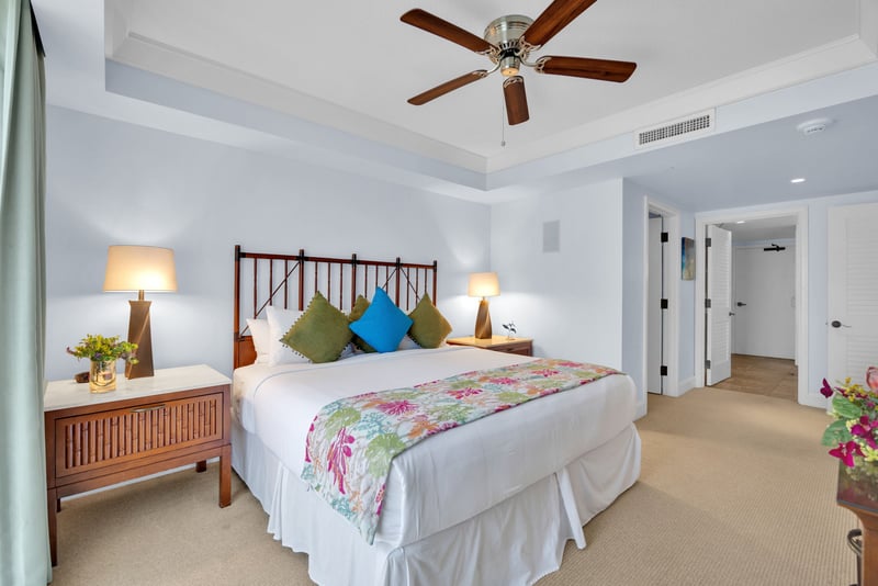 Cozy and stylish, featuring tropical art and resort views.