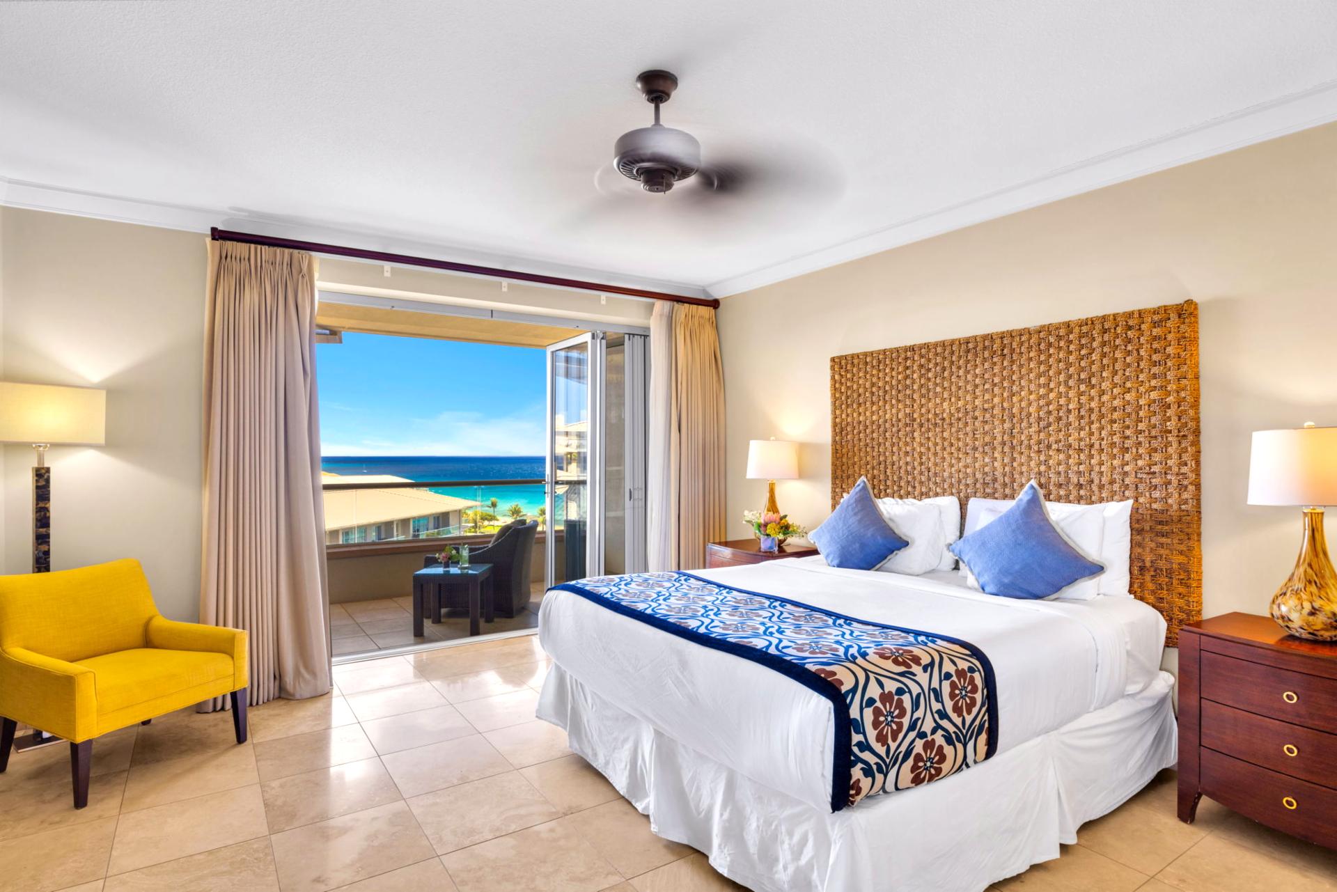 Restful master bedroom with king bed and lanai access