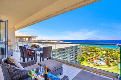 Spacious lanai perfect for sunset cocktails