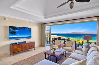 Bright living room with spectacular ocean backdrop