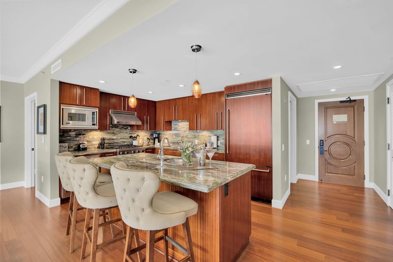 Gourmet kitchen with breakfast bar seating