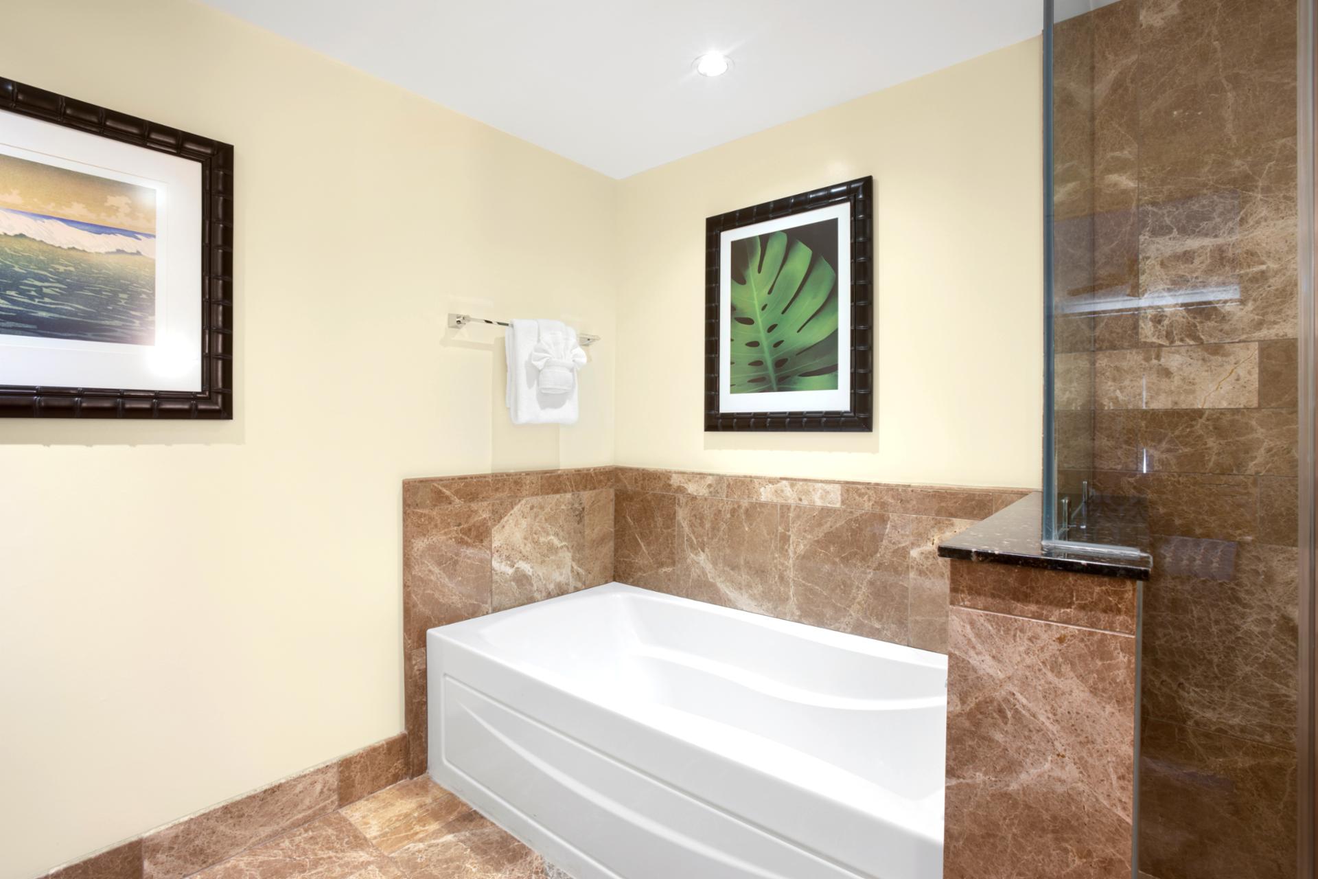 A splash of island style meets marble magic—perfect for ultimate relaxation