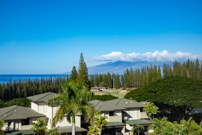 Every glance from this retreat reveals another layer of Maui’s charm—from emerald slopes to misty mountain silhouettes
