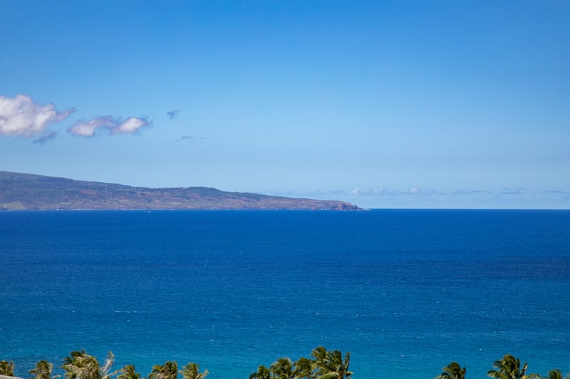 From your balcony, every shade of oceanic daydream sprawls like a masterpiece on canvas.