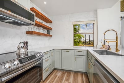 Cooking for your group won't take you away from the action! This gourmet kitchen is perfect in the open-concept living area - with ocean views! KRV-514