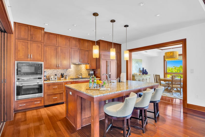 Enjoy tropical views from the kitchen as you, or one of our chefs, prepares a meal