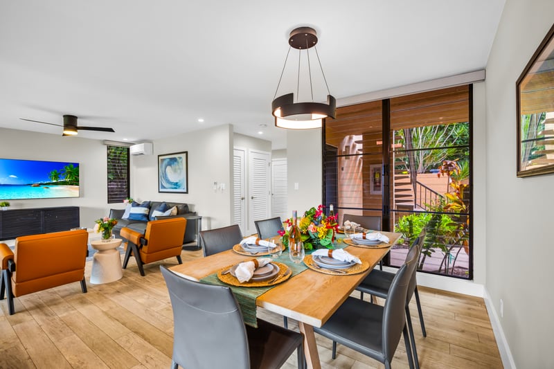 Another inviting dining space for shared island meals