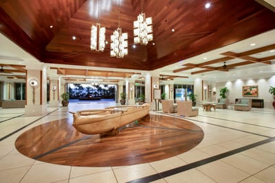 The resorts concierge service is here to help plan your island adventures. From snorkel tours to helicopter rides, we have got you covered. HKH-114