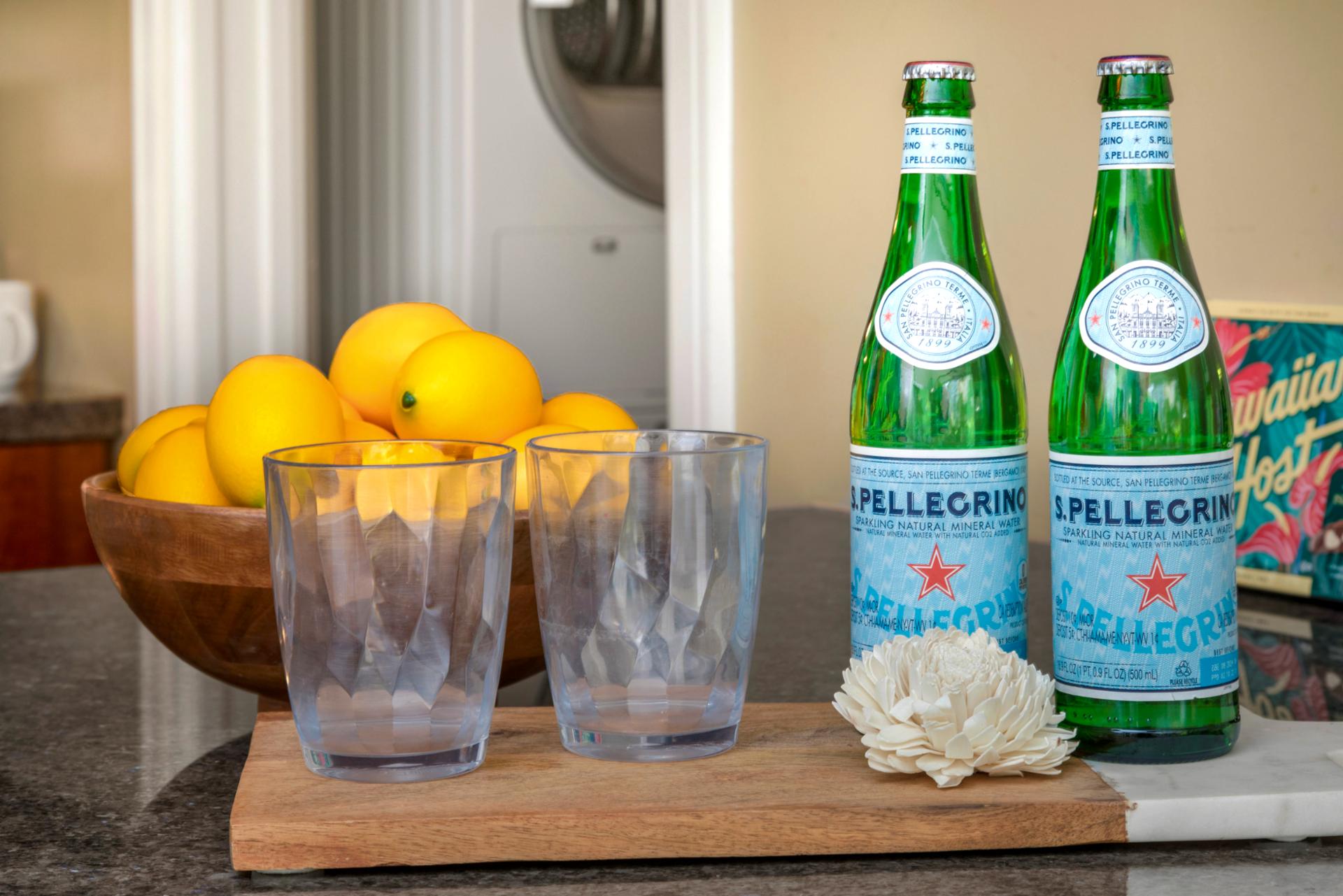 Center piece steals the show in this cozy dining nook.