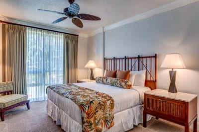 Relax in a cozy, stylish sanctuary with the perfect blend of comfort and charm HKH-201