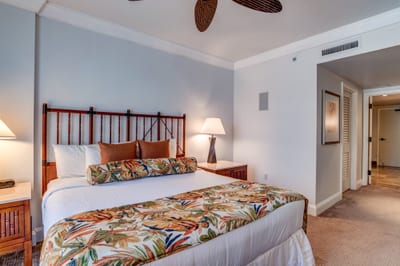 Escape to a space where elegance and tranquility meet HKH-201