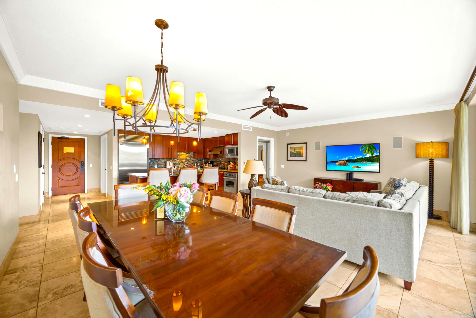 Indoor dining for six in a bright, airy layout perfect for shared meals. HKH-203