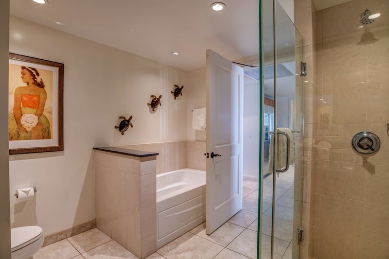 Slip into spa-level comfort with our deep soaking tubs. HKH-211