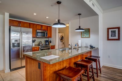 Dine in with style—your chef-ready kitchen awaits. HKH-211